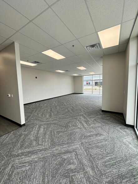 More Photos Of 4881 Eagle Blvd, Longmont Warehouse For Lease