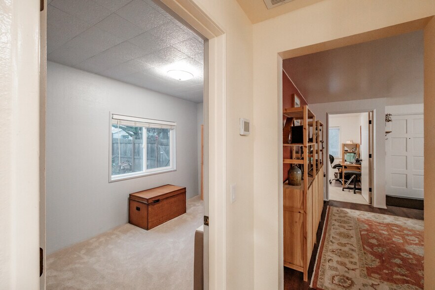 More Photos Of 909 Curry Rd, Roseburg Specialty For Sale