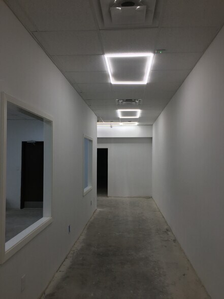 More Photos Of 4304 La Branch St, Houston Daycare Center For Lease