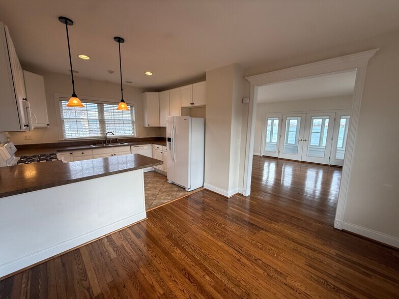 More Photos Of 447 S Water St, Marine City Office Residential For Sale