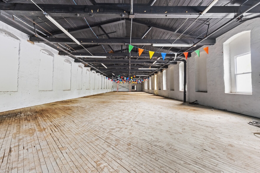 More Photos Of 50 Hulmeville Ave, Penndel Warehouse For Sale
