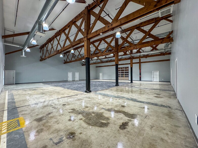 More Photos Of 90 S Garnet St, Tooele Warehouse For Lease
