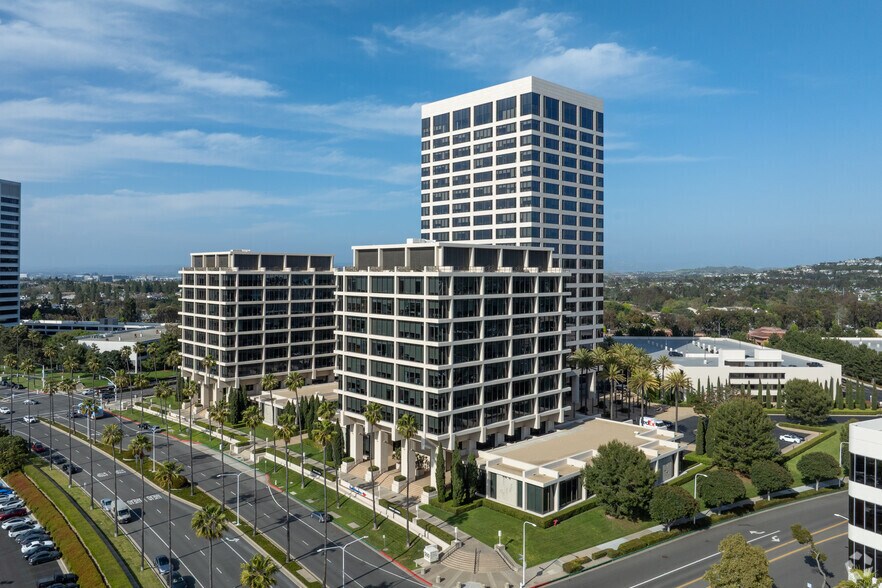 More Photos Of 520 Newport Center Dr, Newport Beach Office For Lease