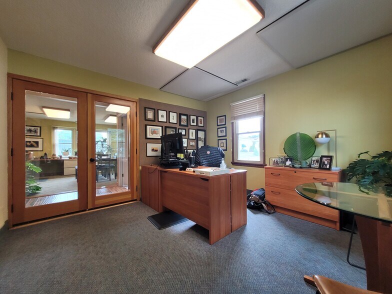 More Photos Of 300-314 W 1st St, Bloomington Office Residential For Sale