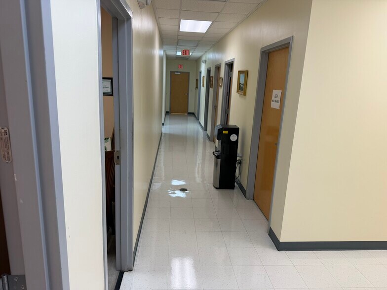 More Photos Of 1938 Charlie Hall Blvd, Charleston Medical For Sale