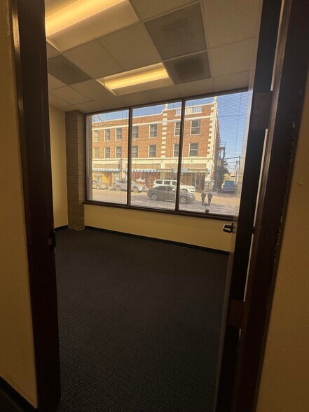 More Photos Of 416 N Stanton St, El Paso Office For Lease