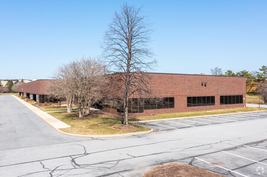 More Photos Of 7535 Windsor Dr, Allentown Unknown For Lease