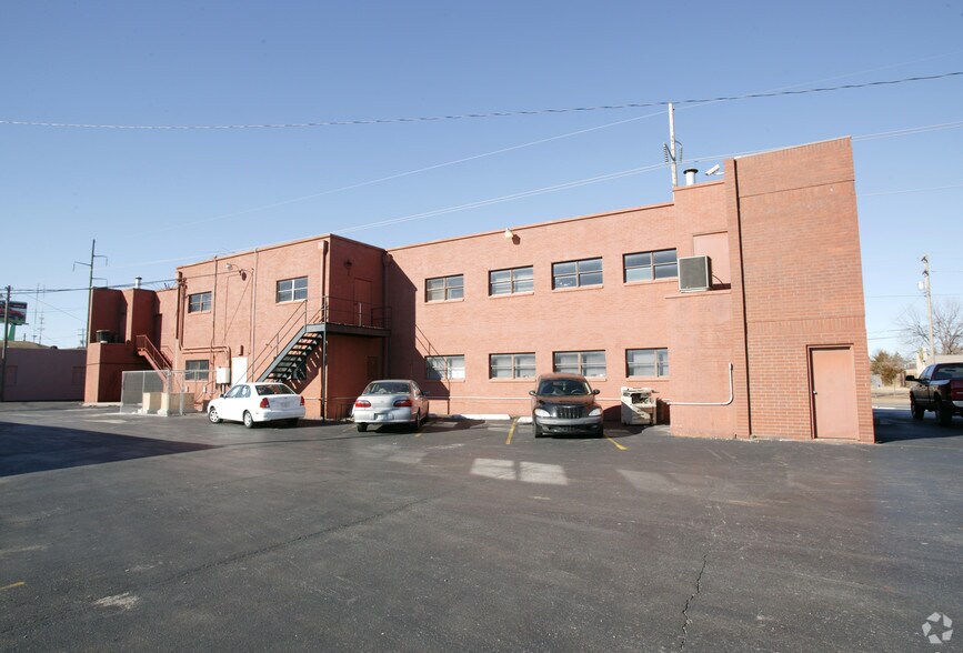 More Photos Of 4540 NW 10th St, Oklahoma City Office For Lease