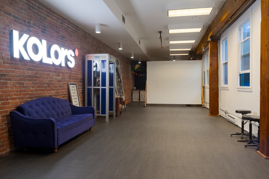 More Photos Of 313 1st Ave S, Seattle Office For Sale
