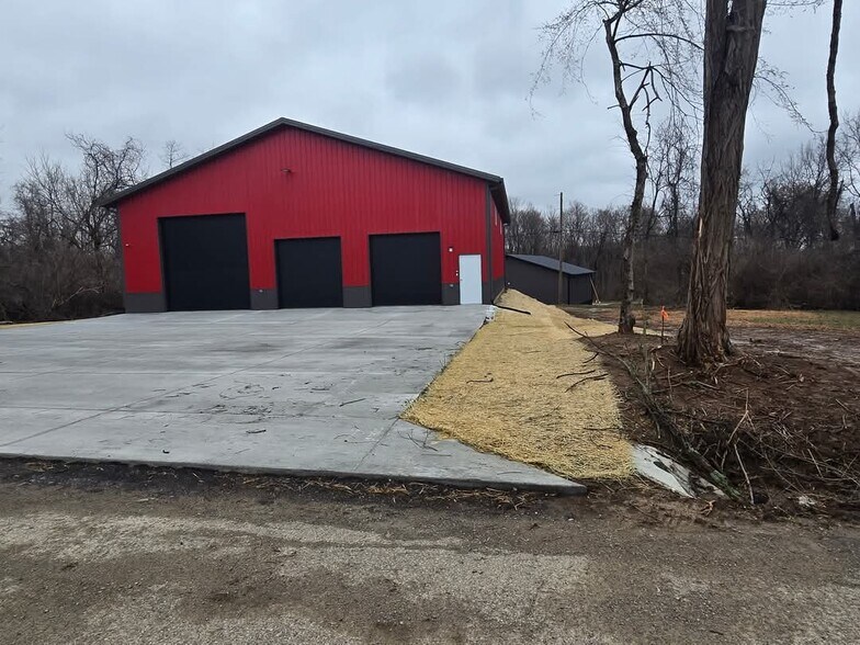 More Photos Of 1822 Airway Drive dr, Erlanger Industrial For Sale