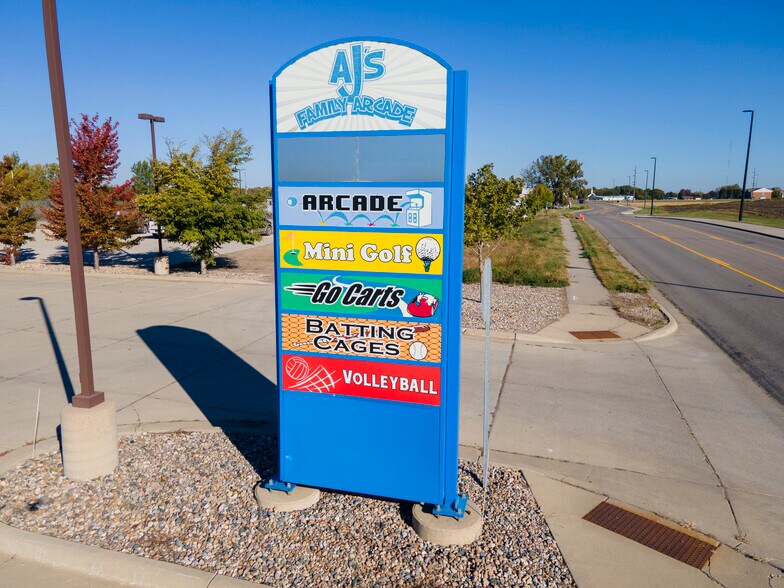 More Photos Of 900 Clarice Ave, Marshall Sports And Entertainment For Sale