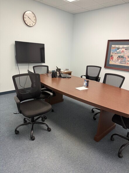 More Photos Of 4004 Oakwood Hills Pky, Eau Claire Medical For Lease