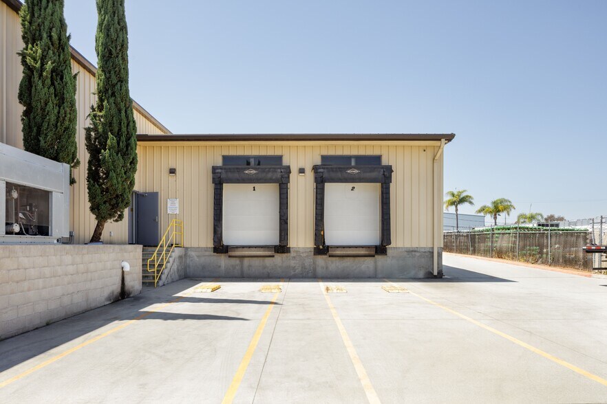 More Photos Of 578 Enterprise St, Escondido Warehouse For Sale