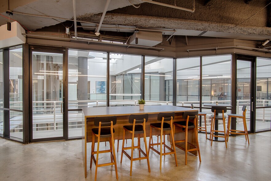 More Photos Of 500 N Central Expy, Plano Office For Lease