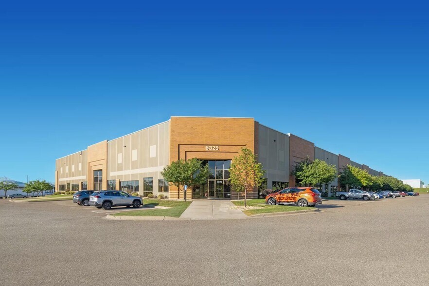 Primary Photo Of 6325 Sandburg Rd, Golden Valley Light Manufacturing For Lease