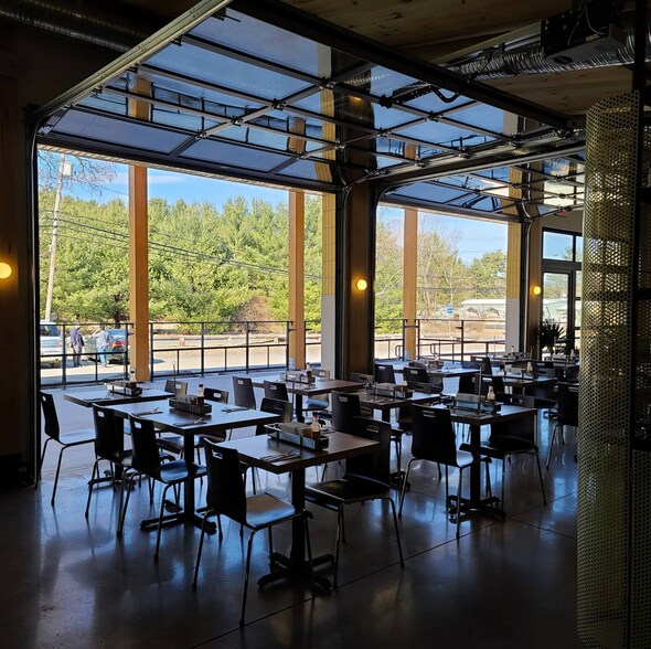 More Photos Of 261 Tinker St, Woodstock Restaurant For Sale