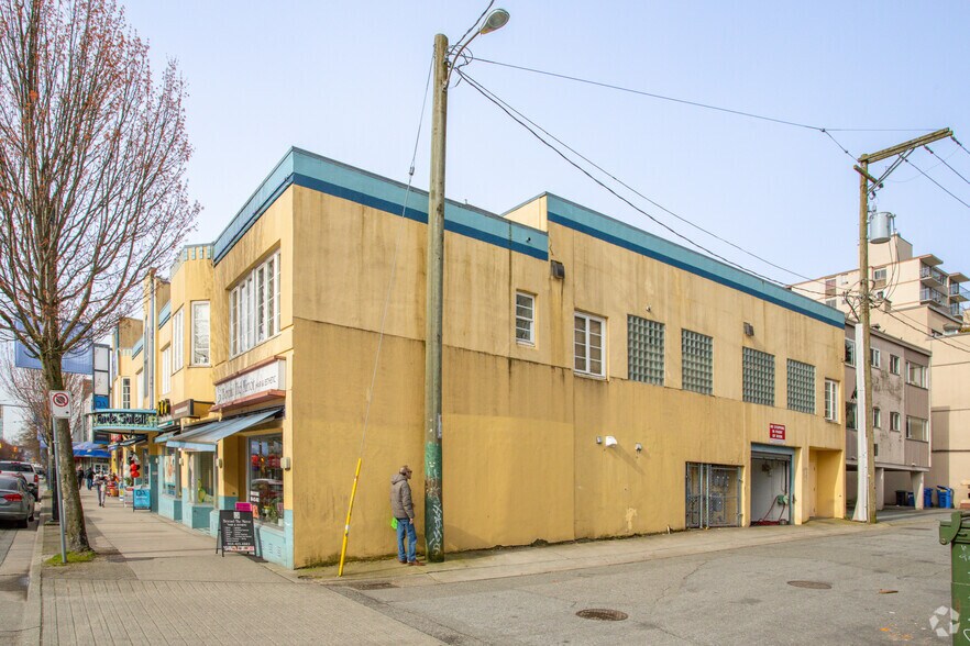 More Photos Of 929 Denman St, Vancouver Storefront Retail Office For Sale