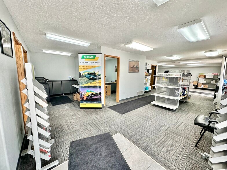 More Photos Of 6430 Highway 30 E, Kearney Industrial For Sale