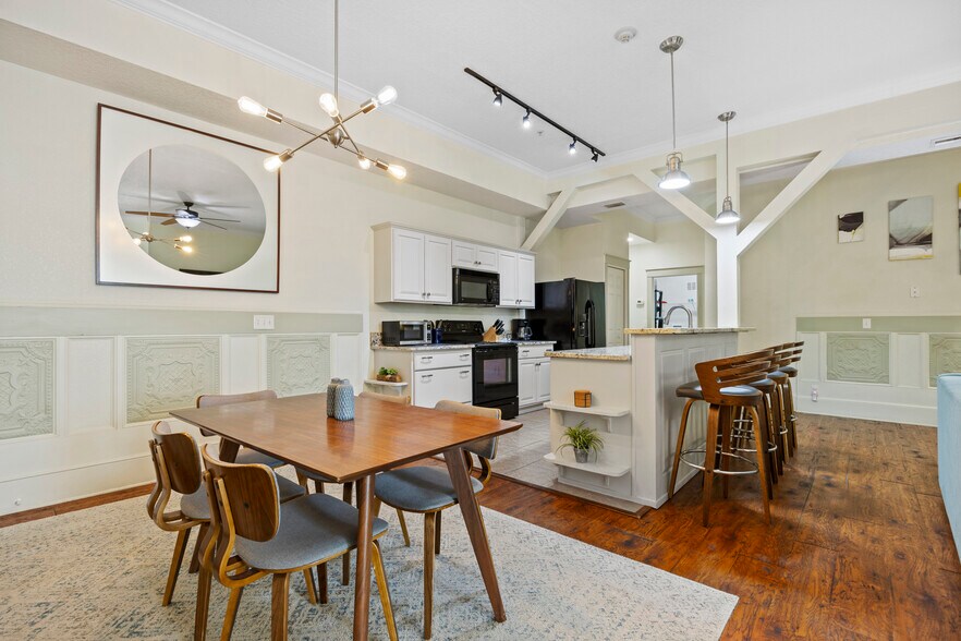 More Photos Of 92 Washington St, Saint Augustine Specialty For Sale