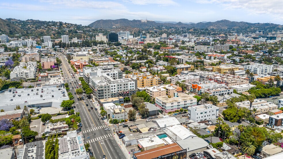 More Photos Of 7065 Lexington Ave, West Hollywood Loft Creative Space For Sale