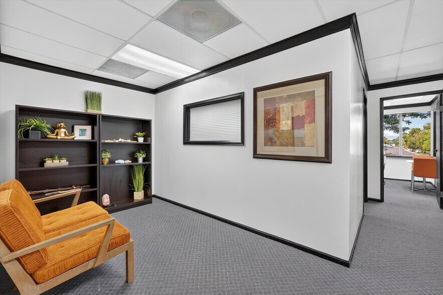 More Photos Of 1010 S Joliet St, Aurora Office Residential For Sale