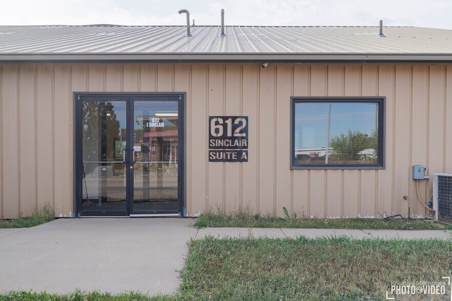 More Photos Of 612 Sinclair St, Gillette Industrial For Sale
