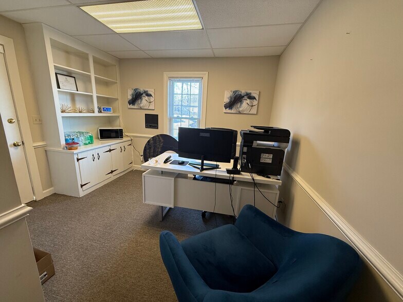 More Photos Of 2639 Sunset Ave, Rocky Mount Office For Lease