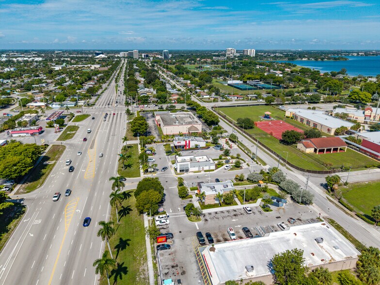 More Photos Of 1225 Palm Beach Lakes Blvd, West Palm Beach Fast Food For Sale