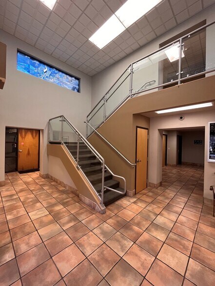 More Photos Of 300 W Main St, Boise Medical For Lease