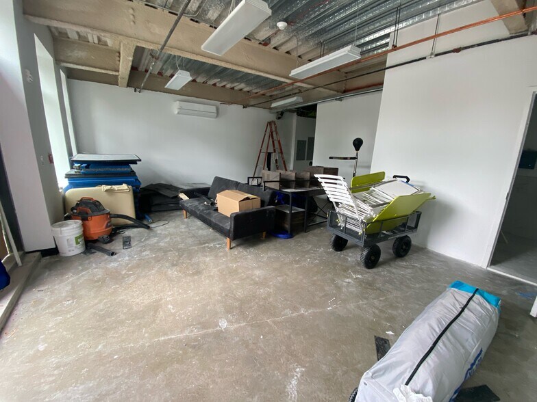 More Photos Of 372 9th St, Jersey City Apartments For Lease