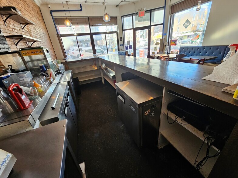 More Photos Of 463 4th Ave, Brooklyn Apartments For Lease