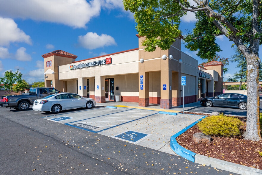 More Photos Of 2341 Sunset Blvd, Rocklin Unknown For Lease