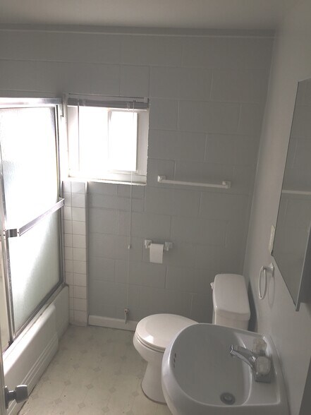 More Photos Of 1950 A St, Sparks Apartments For Sale