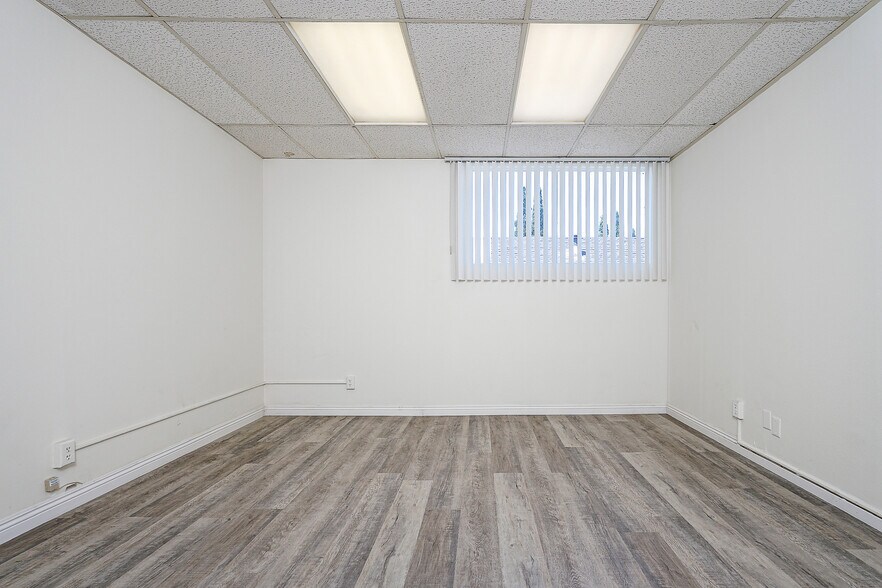 More Photos Of 2130 Huntington Dr, South Pasadena Office For Lease