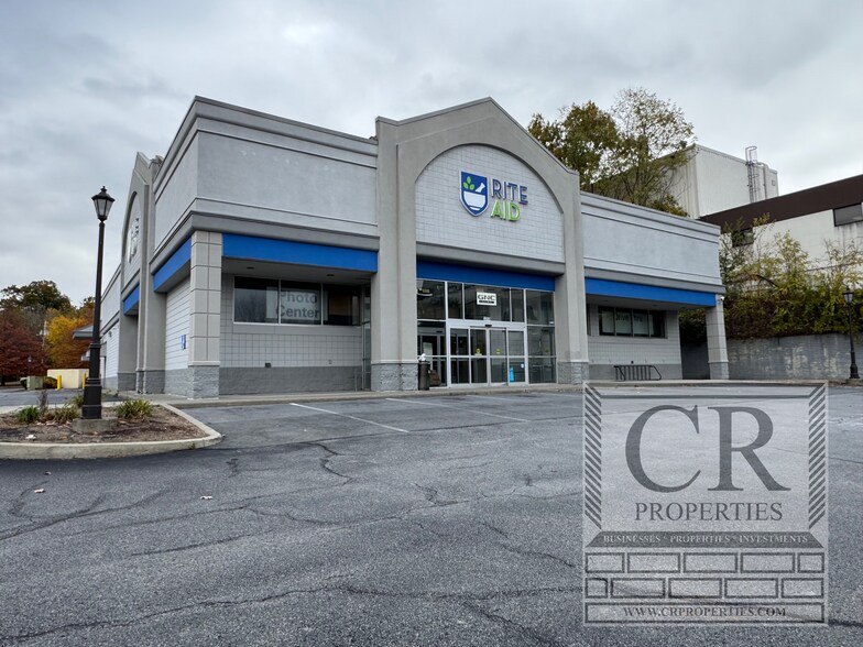 More Photos Of 3350 North Rd, Poughkeepsie Drugstore For Sale