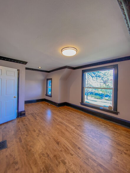 More Photos Of 146 W 5th Ave, Denver Office For Sale