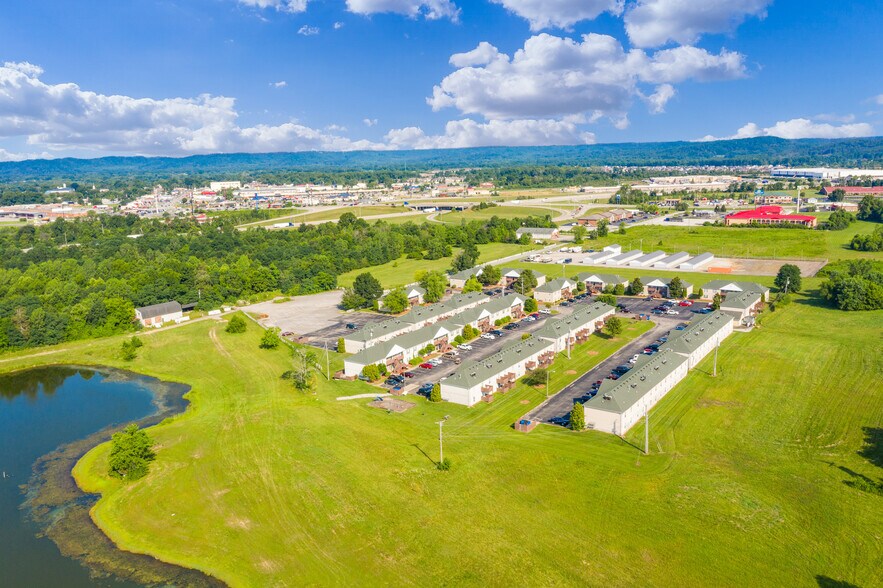 More Photos Of 111 Erie Ct, Shepherdsville Apartments For Sale