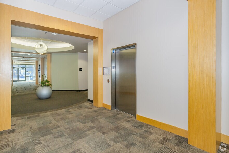 More Photos Of 193 Blue Ravine Rd, Folsom Office For Sale