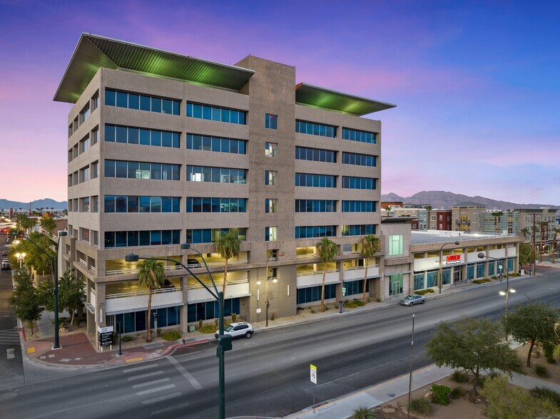 More Photos Of 701 Bridger Ave, Las Vegas Office For Sale