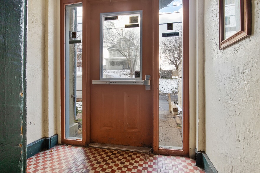 More Photos Of 1000 Bellevue Ave, Syracuse Apartments For Sale