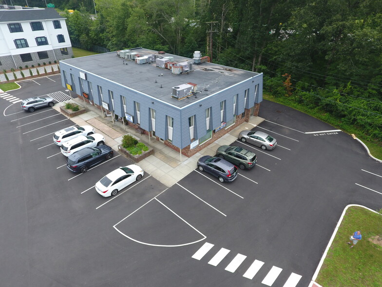 Primary Photo Of 365 E Main St, Branford Storefront Retail Office For Lease