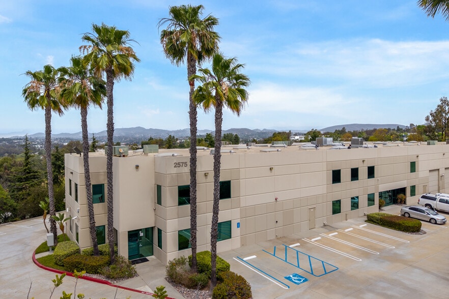 Primary Photo Of 2575 Fortune Way, Vista Warehouse For Lease