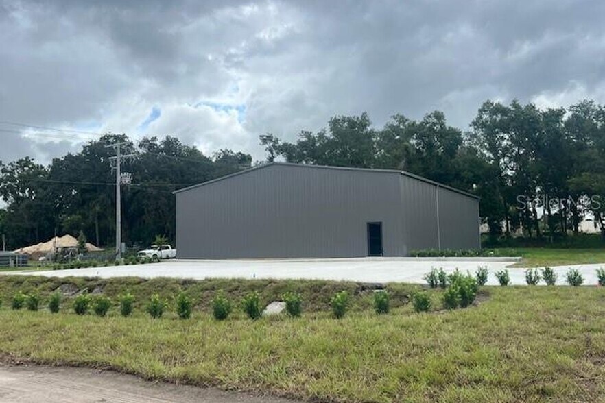 More Photos Of 14618 6th St, Dade City Warehouse For Sale