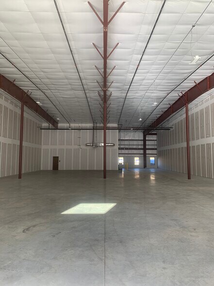 More Photos Of 240 Wes Walker Memorial Dr, Ball Ground Warehouse For Lease