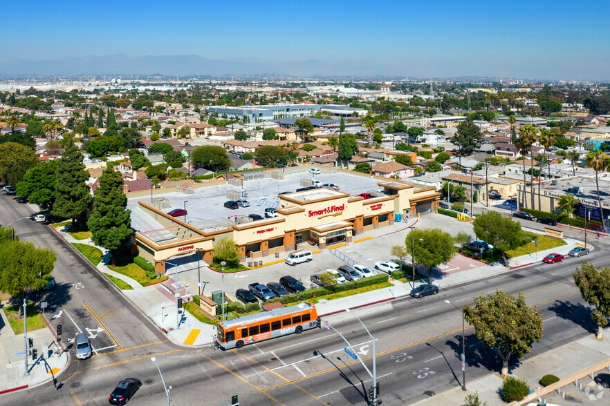 More Photos Of 3111 E Florence Ave, Huntington Park Supermarket For Sale