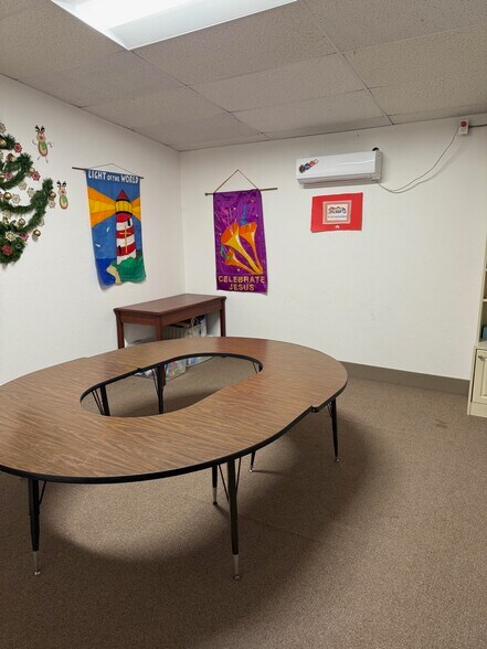More Photos Of 8017 S Santa Fe Ave, Oklahoma City Religious Facility For Sale