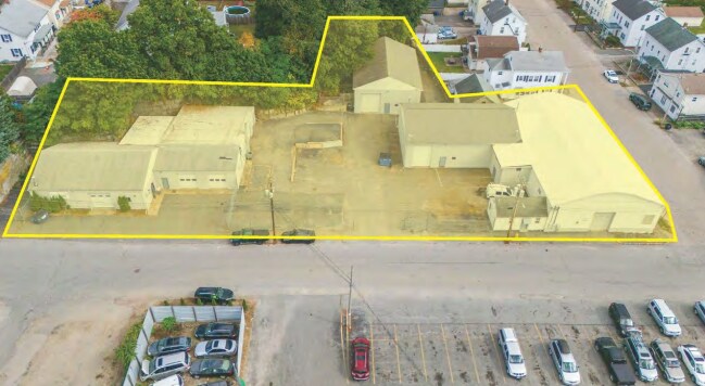 More Photos Of 81 Macondray St, Cumberland Warehouse For Sale