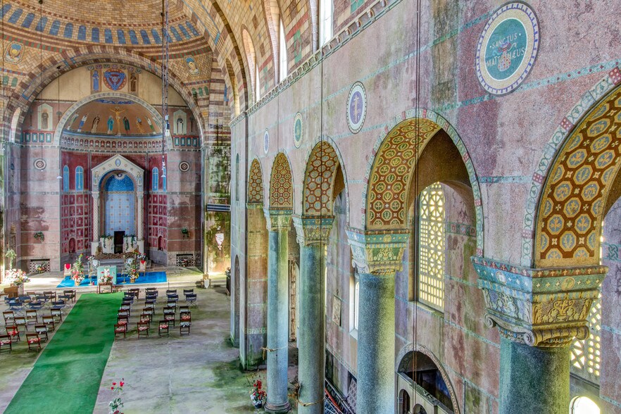 More Photos Of 575 Humboldt Pky, Buffalo Religious Facility For Sale