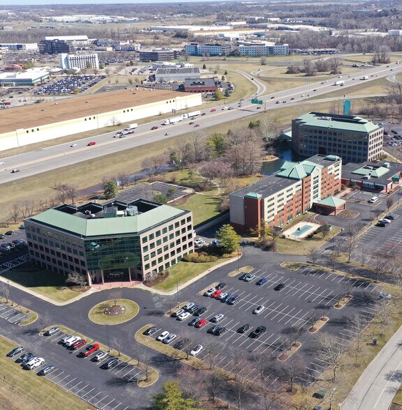 More Photos Of 13801 Riverport Dr, Maryland Heights Office For Lease