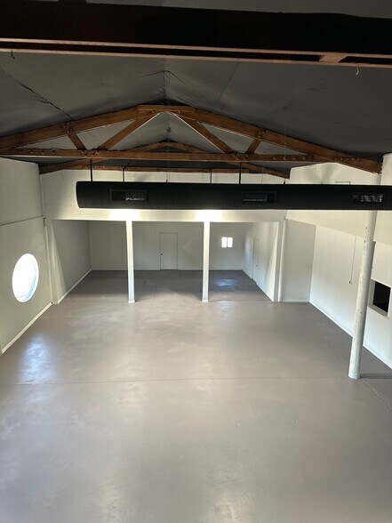 More Photos Of 5151 Stine Rd, Bakersfield Storefront Retail Office For Lease